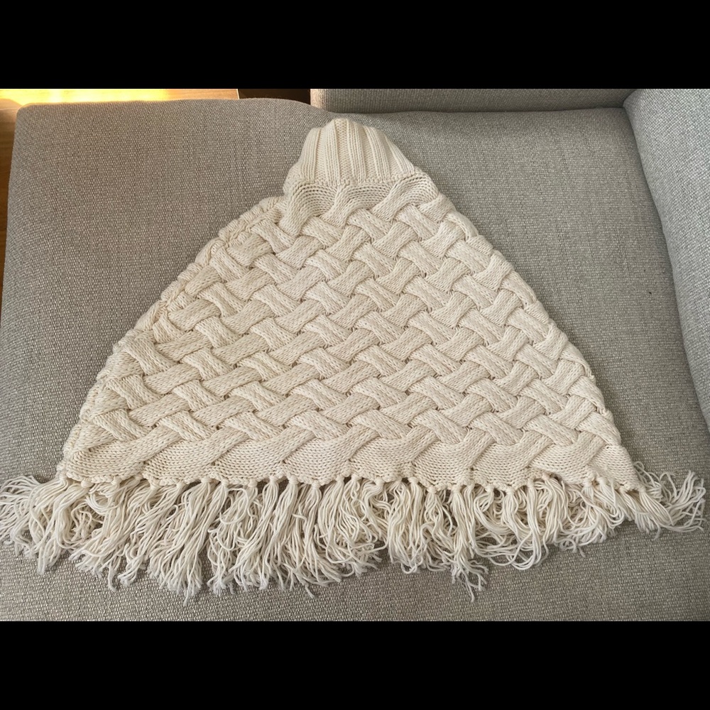 Burberry Poncho Ivory Merino Wool